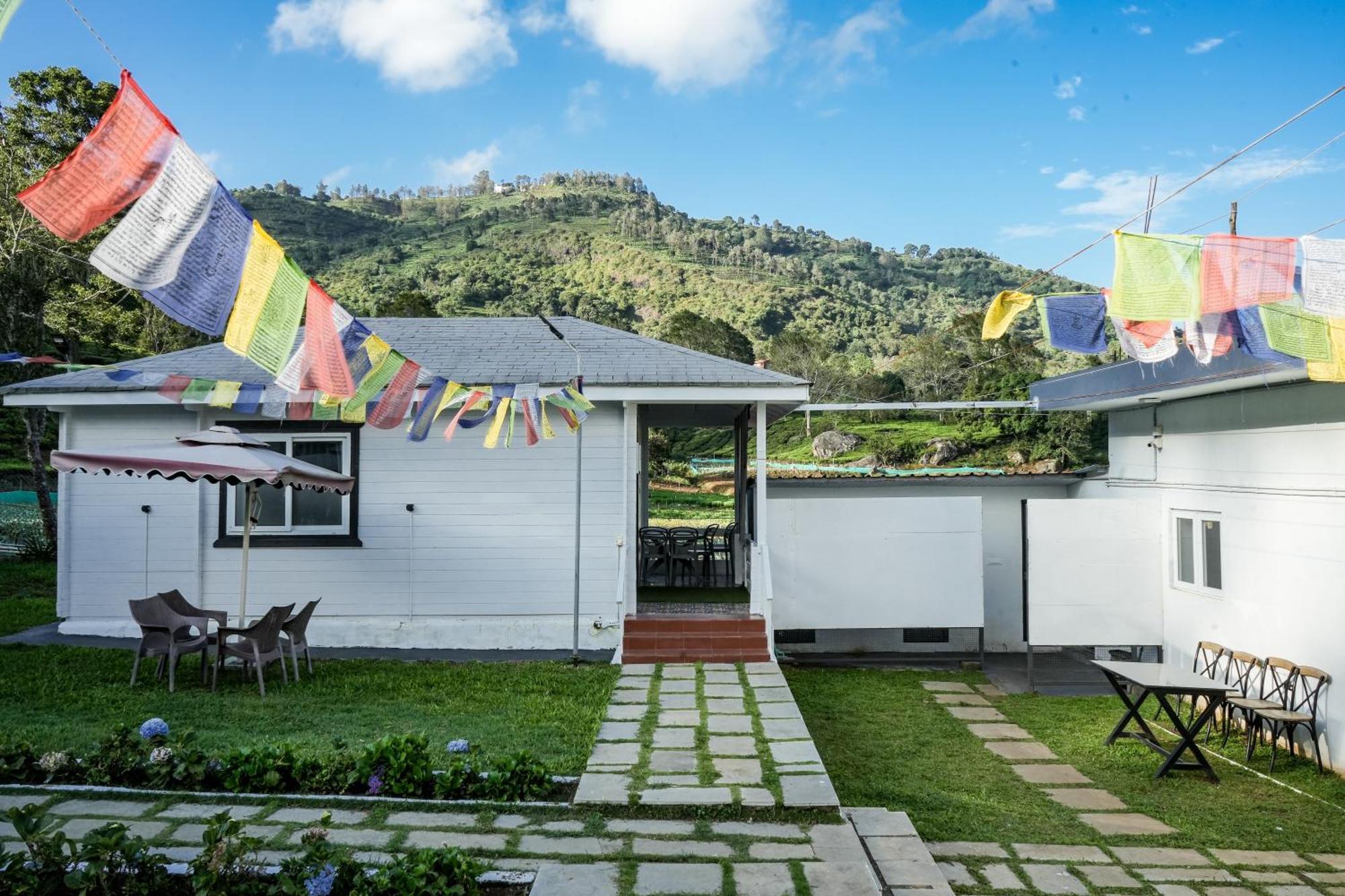 The Door To Nirvana Cottages Coonoor Exterior photo